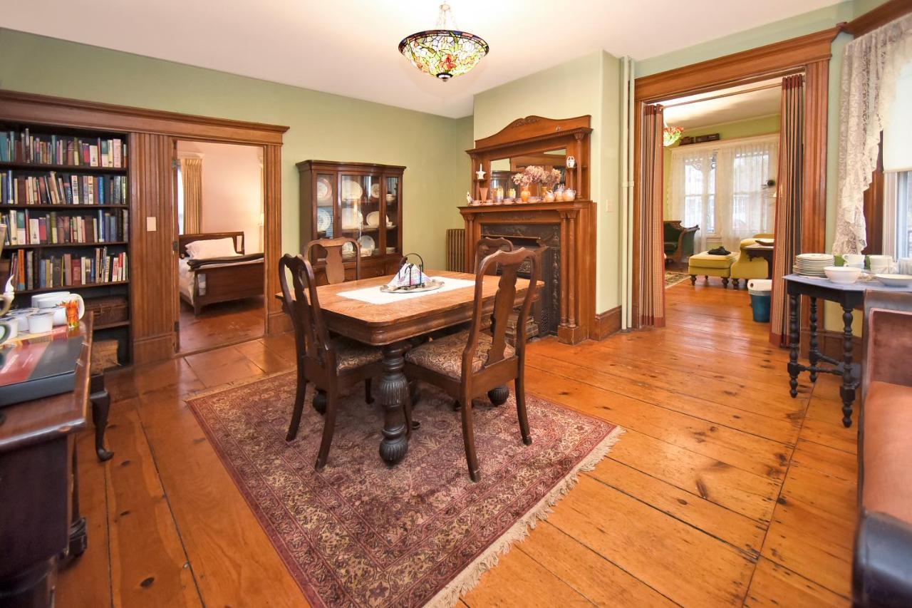 Blooming Inn Shelburne Falls Eksteriør bilde