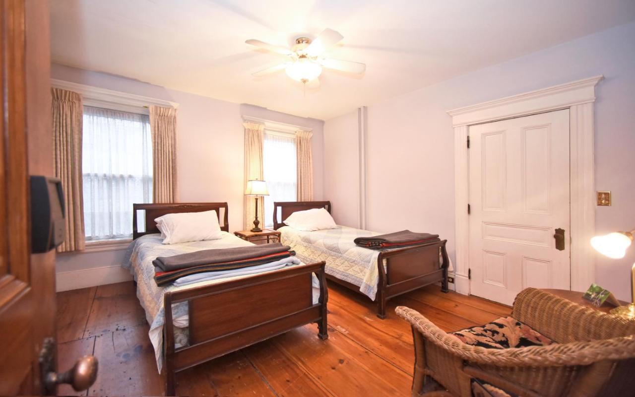 Blooming Inn Shelburne Falls Eksteriør bilde