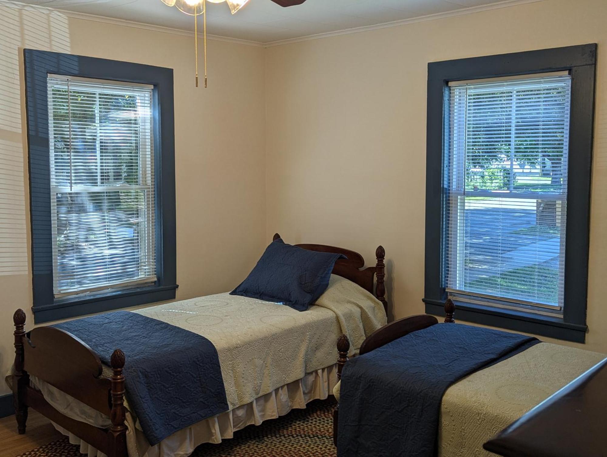 Blooming Inn Shelburne Falls Eksteriør bilde